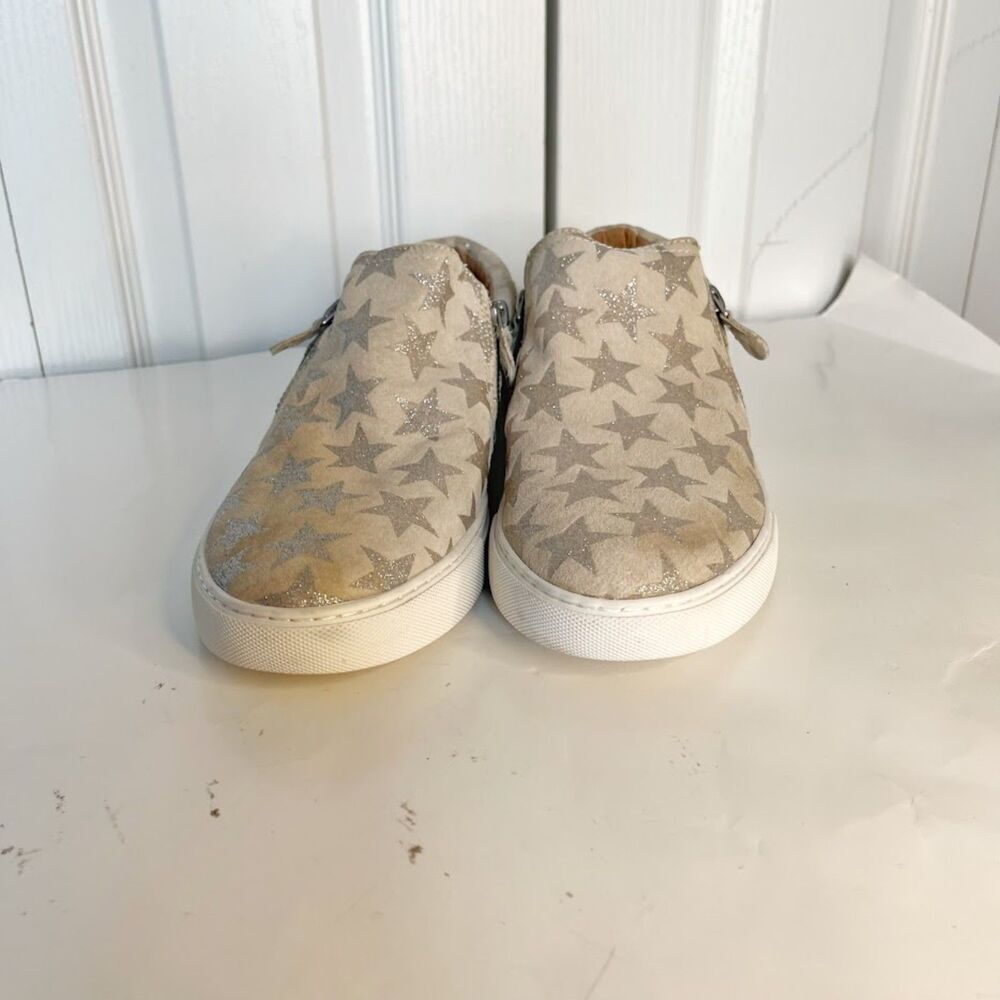 Gentle Souls by Kenneth Cole Lowe Star Low Top Slip On Double Zip Loafer Sneaker - Picture 7 of 10